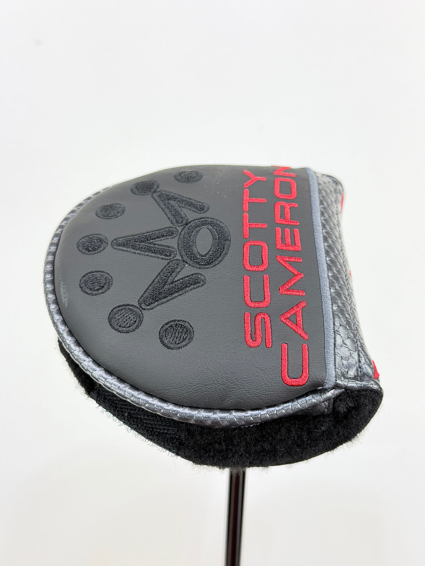 SCOTTY CAMERON 11R OC PUTTER RH 35” NEW