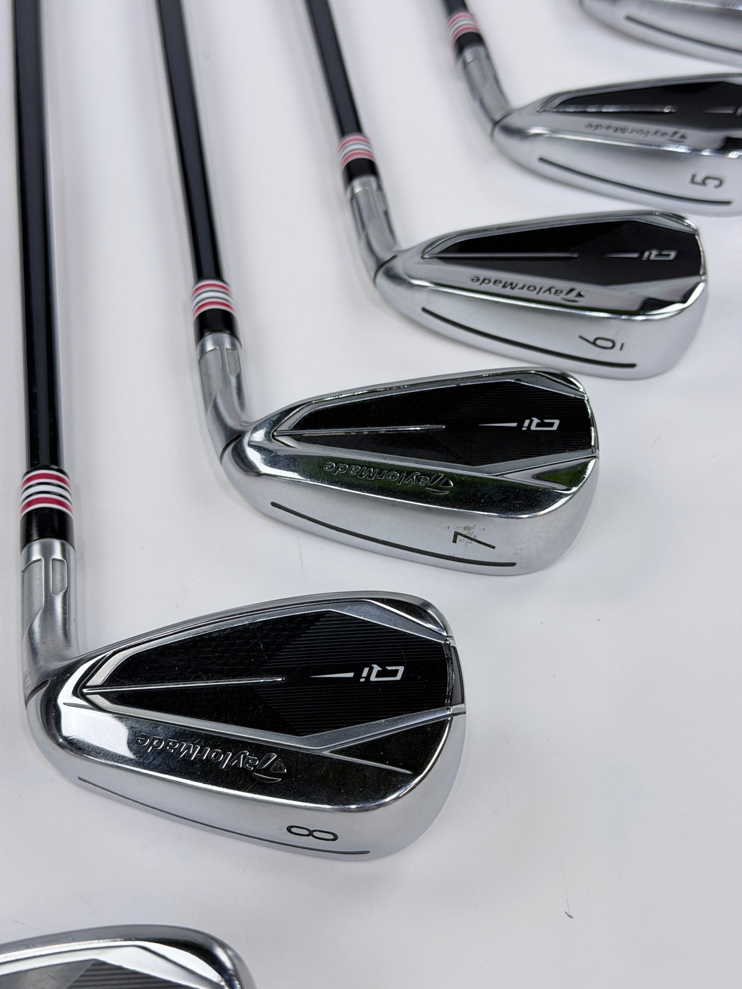 TAYLORMADE QI IRON SET 4-PW R FLEX RH -.5”