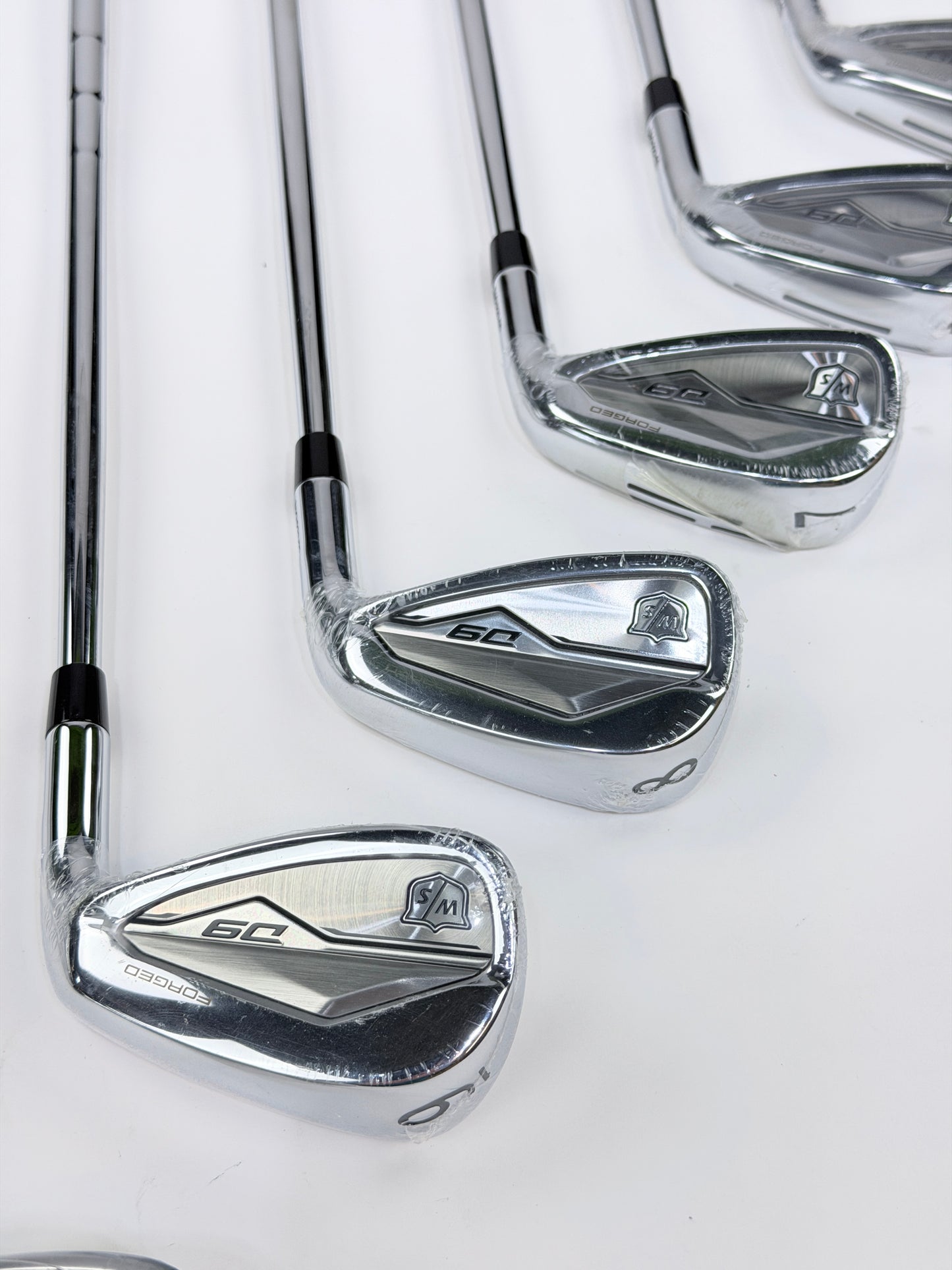 WILSON D9 FORGED IRON SET 5-PW GW S FLEX RH NEW