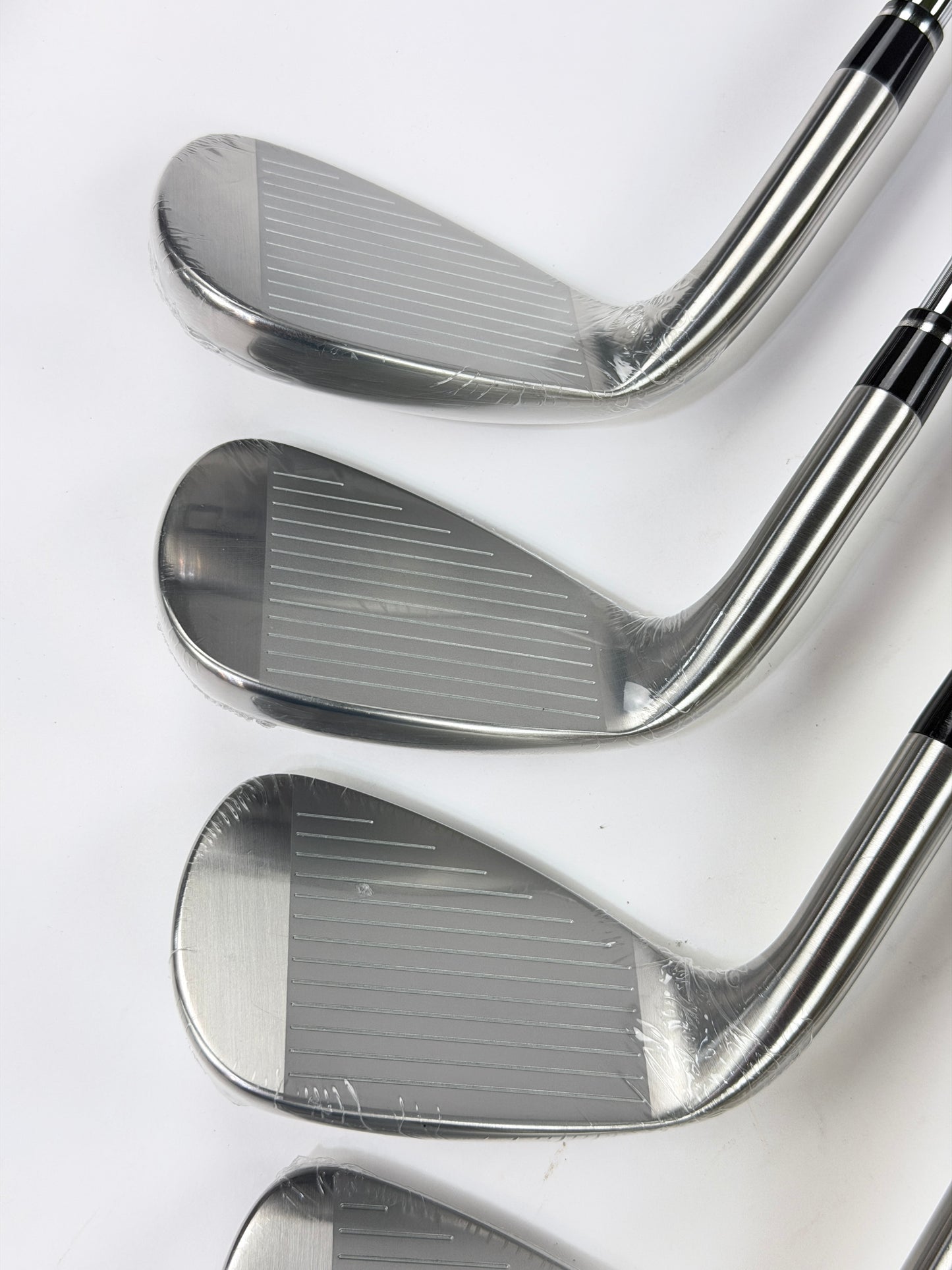WILSON DYNAPWR IRON SET 5-PW GW R FLEX RH
