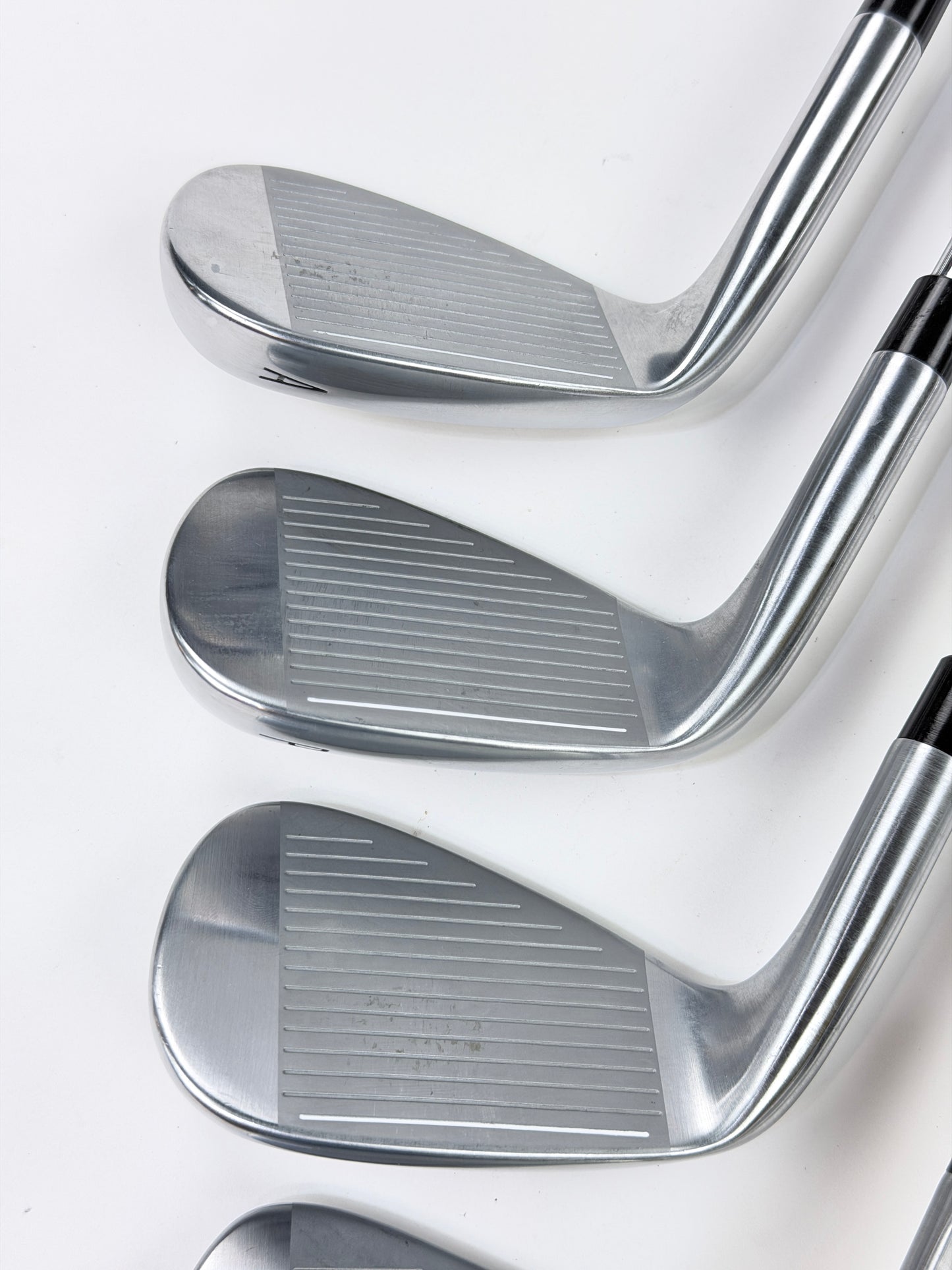 TAYLORMADE QI MAX IRON SET 5-PW GW R FLEX RH
