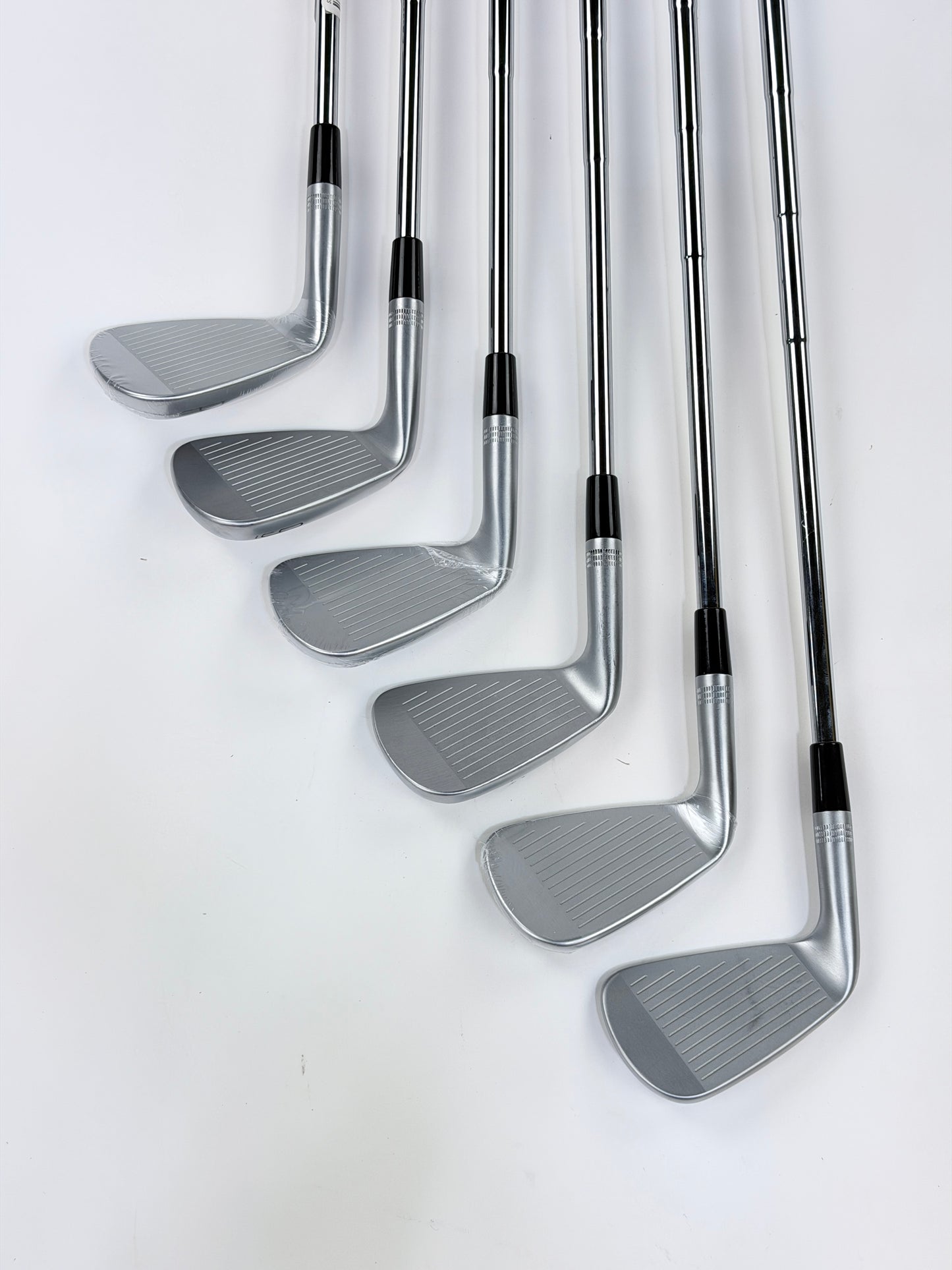 WILSON STAFF MODEL BLADES IRON SET 5-PW S FLEX RH