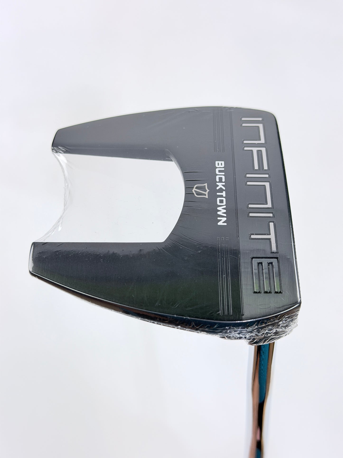 WILSON INFINITE BUCKTOWN PUTTER RH 35” NEW