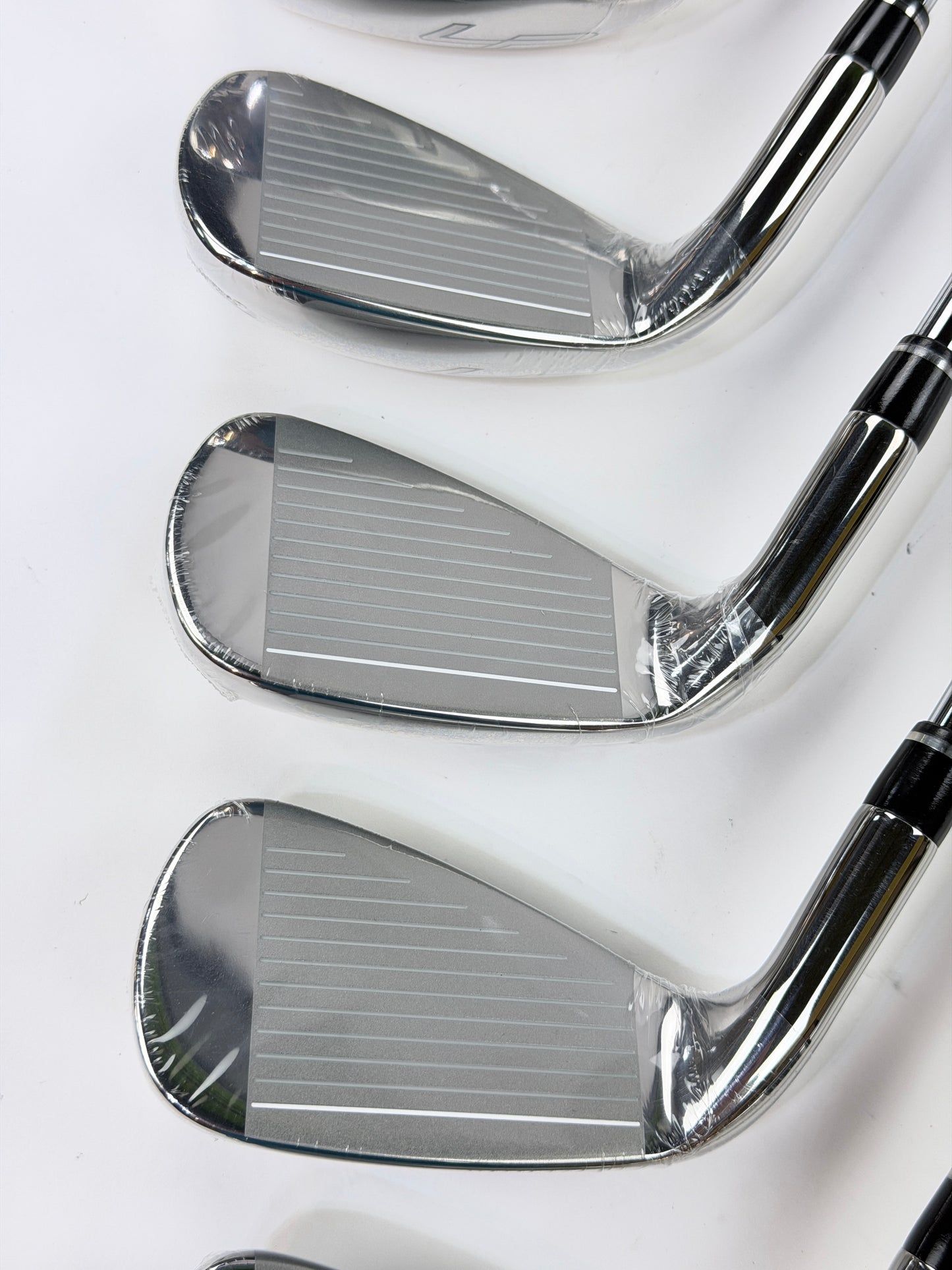 WILSON LAUNCH PAD 2 IRON SET 5-PW GW S FLEX RH
