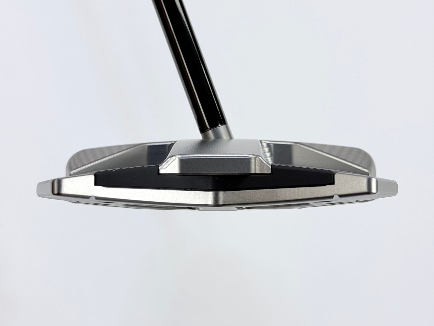 SCOTTY CAMERON 11R OC PUTTER RH 35” NEW
