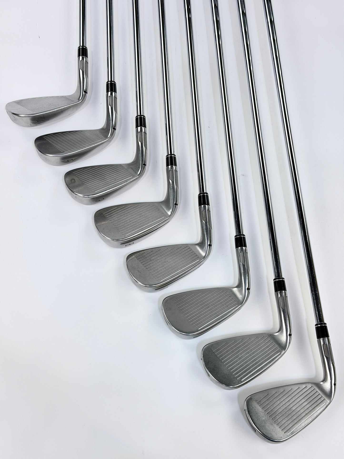 TAYLORMADE STEALTH IRON SET 4-PW AW R FLEX RH