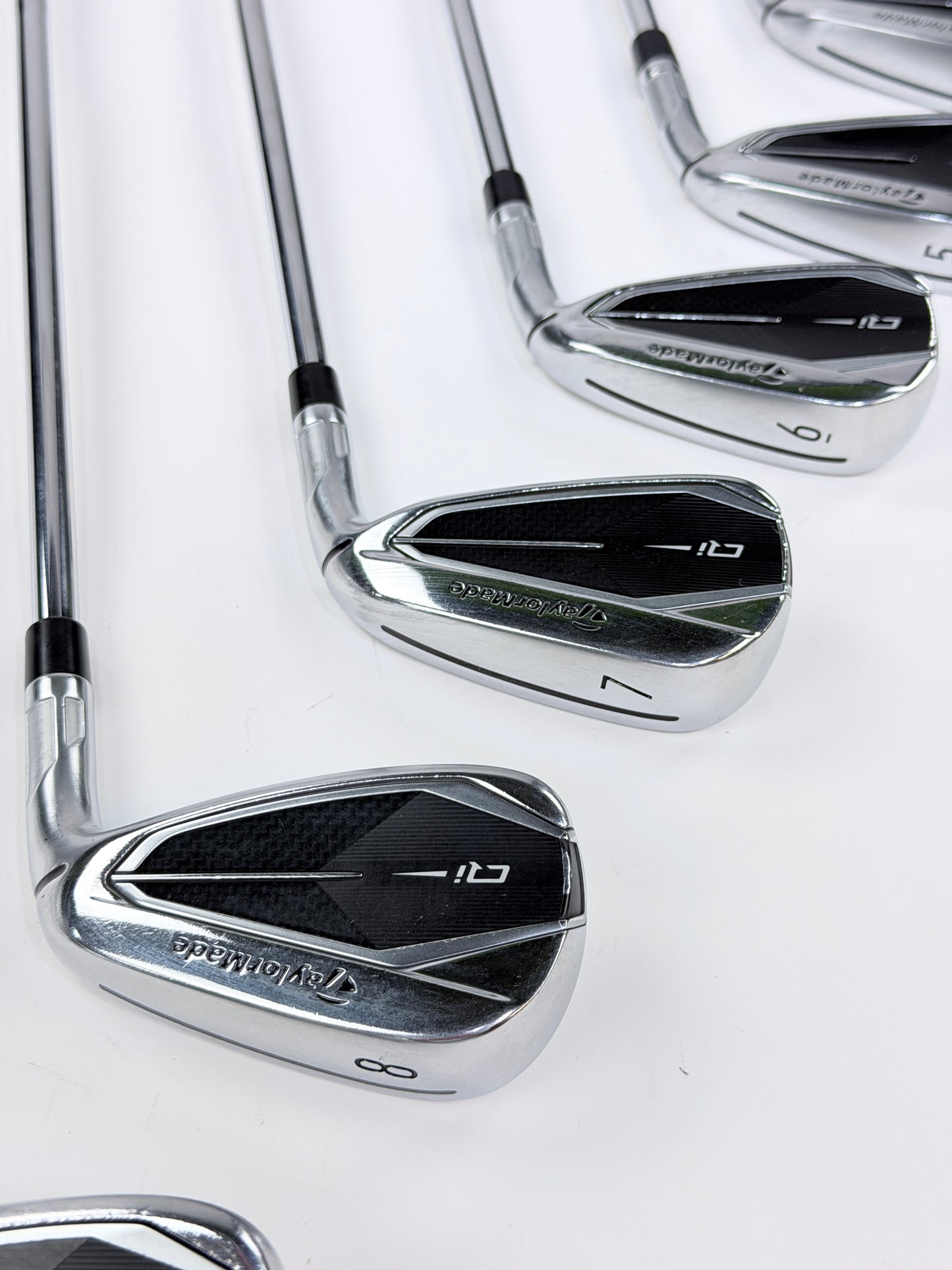 TAYLORMADE QI IRON SET 4-PW R FLEX RH