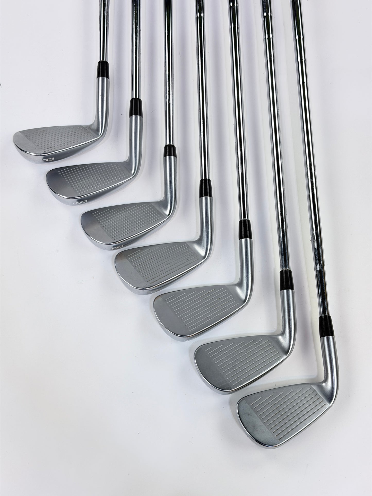 MIZUNO JPX 923 HOT METAL PRO IRON SET 4-PW S FLEX RH -.5”