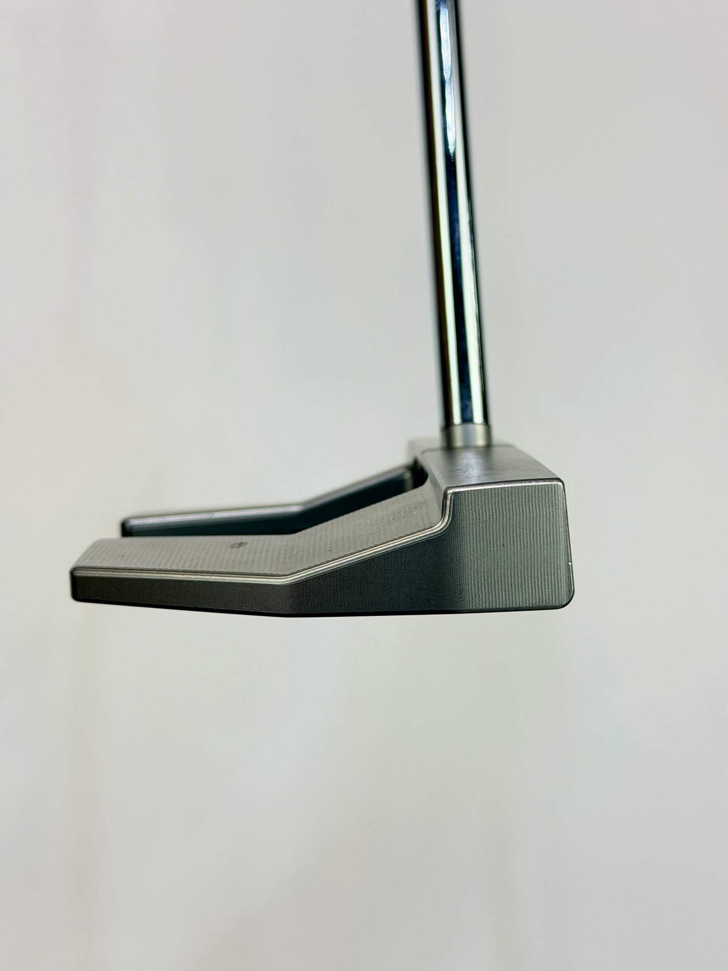 SCOTTY CAMERON PHANTOM 5S CENTER SHAFT PUTTER RH 34”