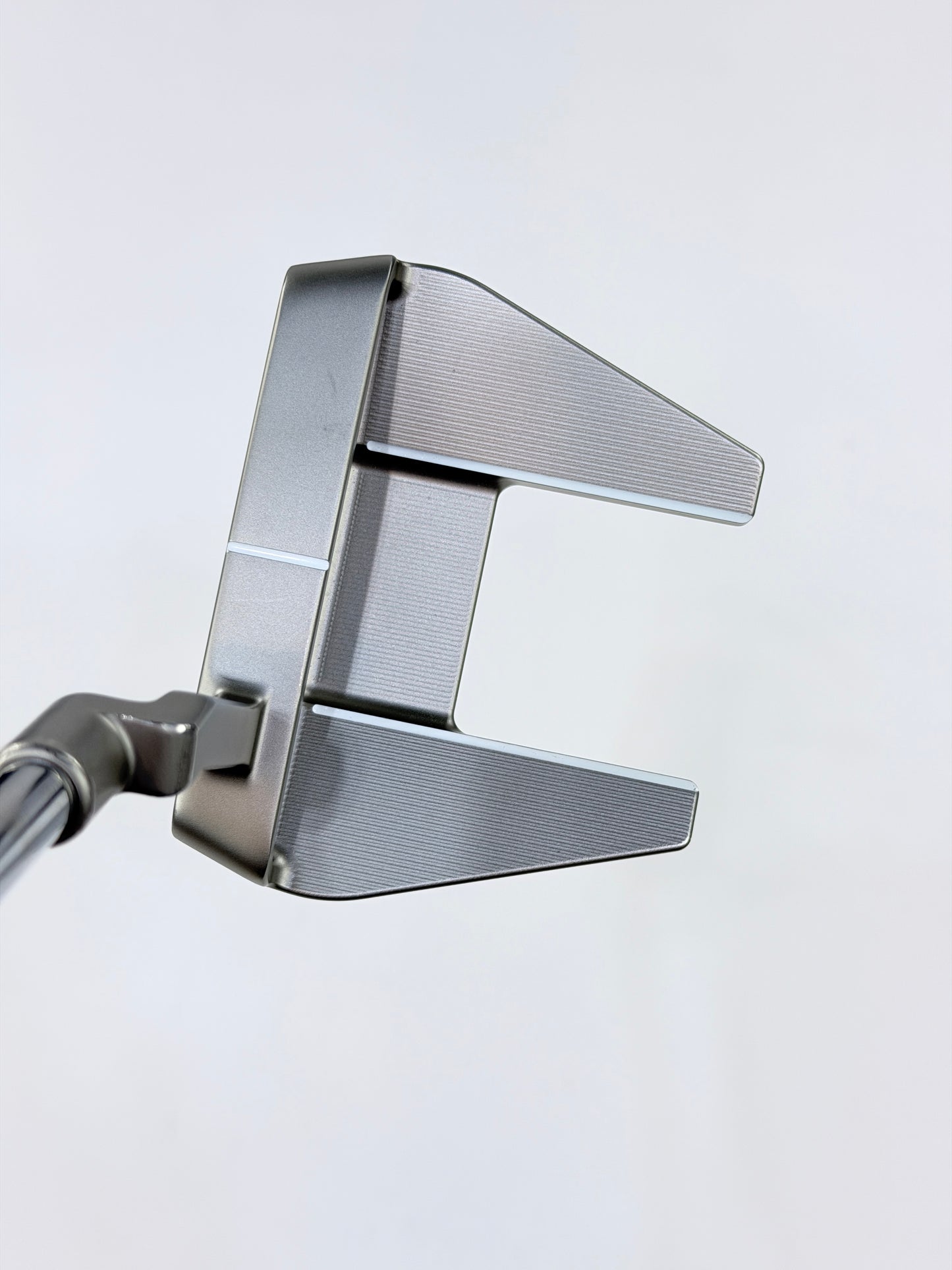 ODYSSEY AI ONE MILLED SEVEN T CH PUTTER RH 33”