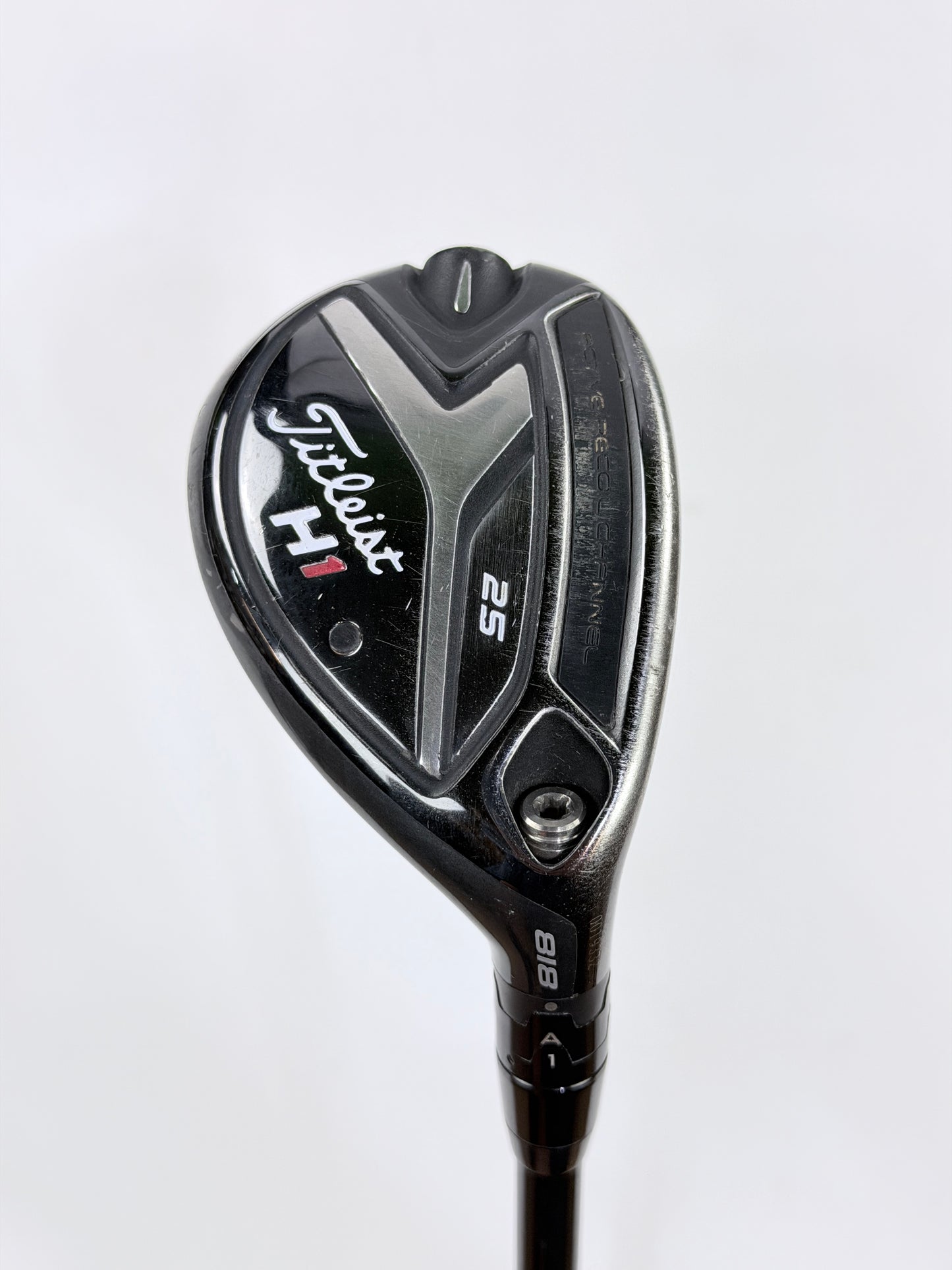TITLEIST H1 818 HYBRID 25° SENIOR FLEX RH 39.75”