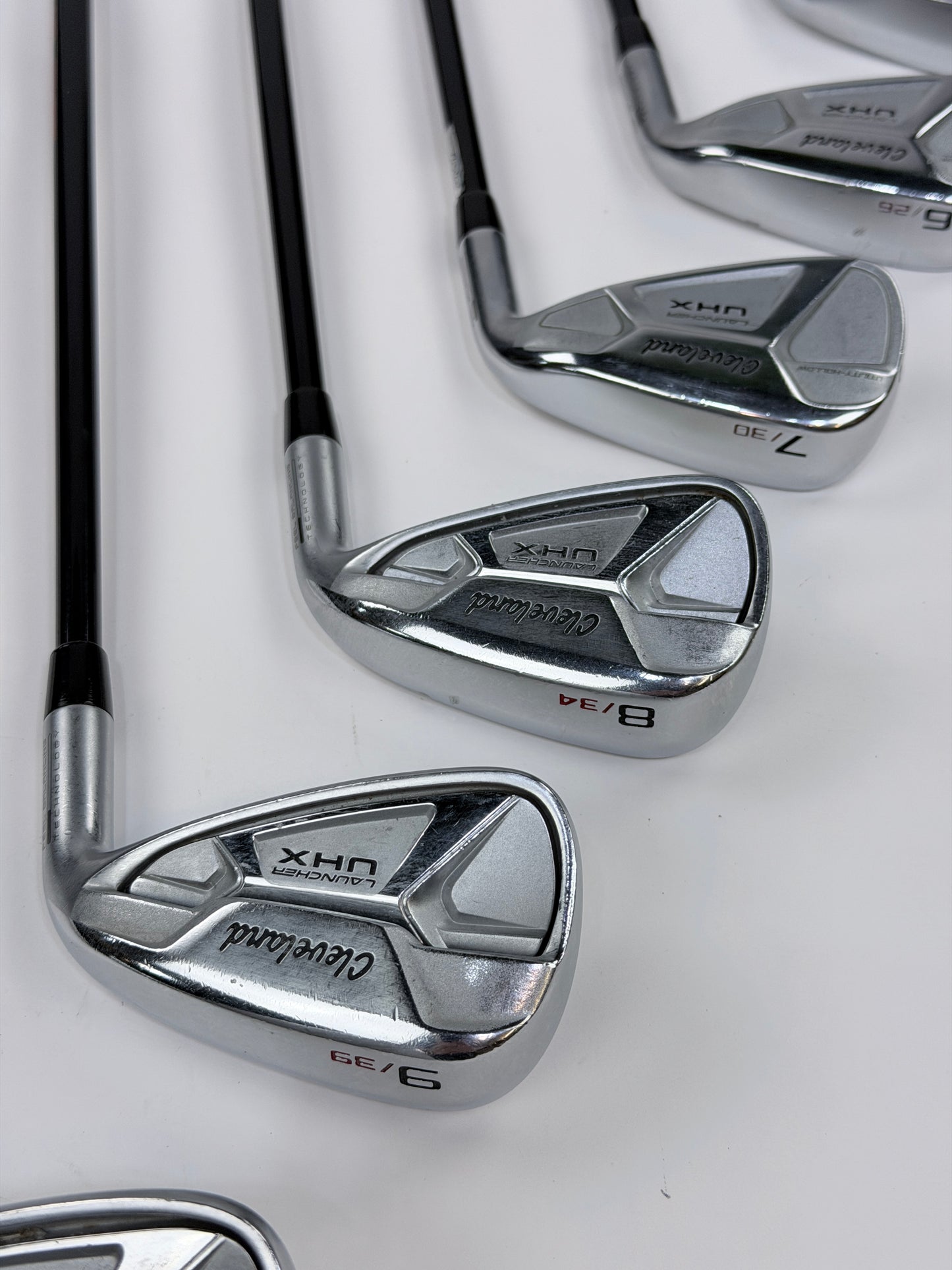 CLEVELAND LAUNCHER UHX IRON SET 5-PW GW R FLEX RH