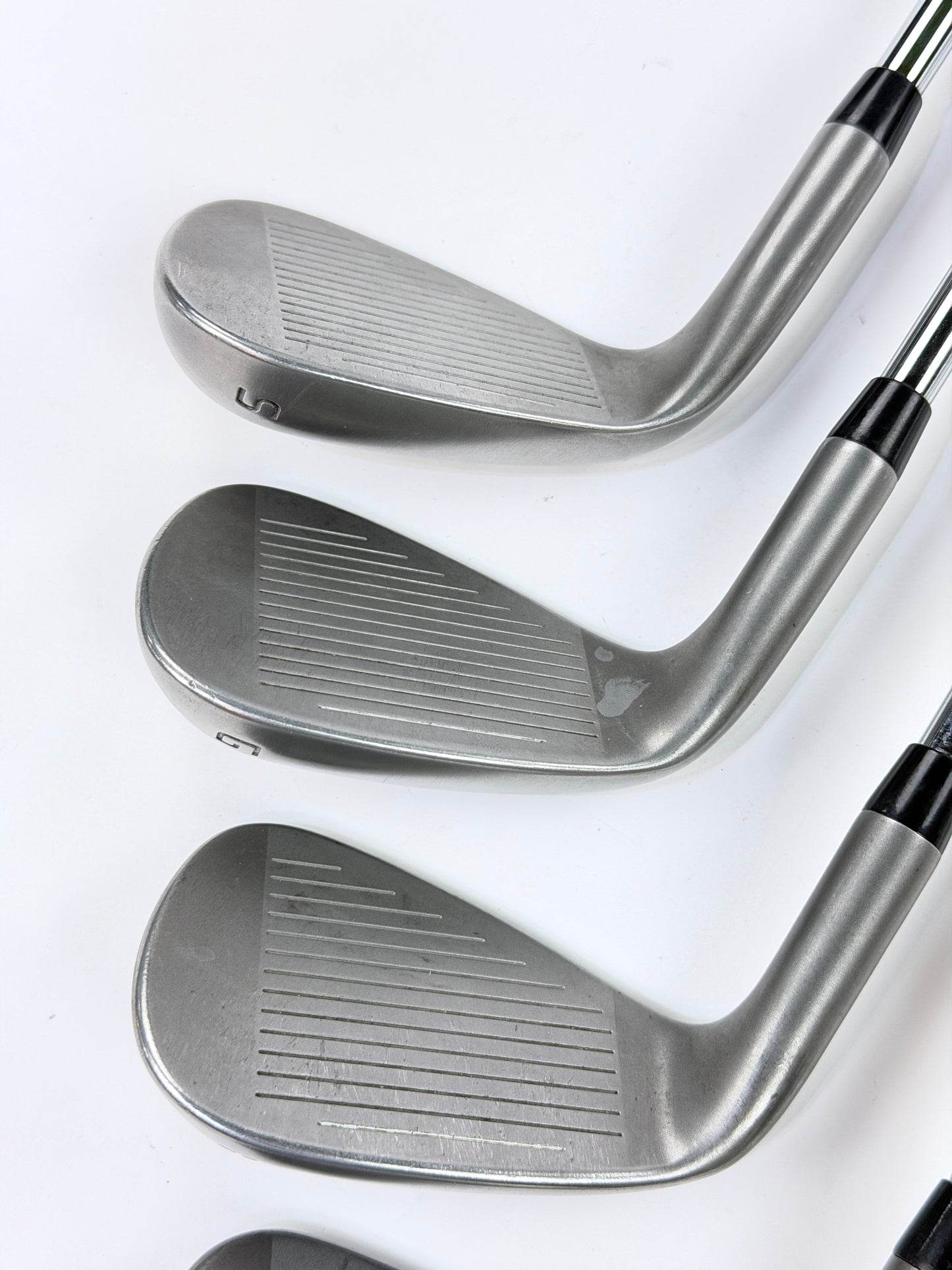 COBRA DARK SPEED IRON SET 5-PW GW SW S FLEX RH