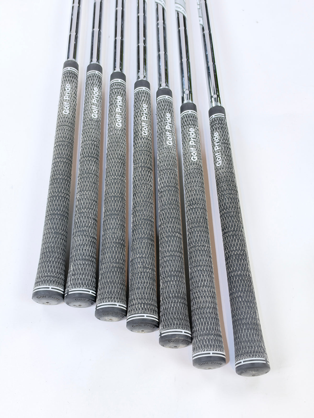 TAYLORMADE P7TW IRON SET 4-PW S FLEX RH