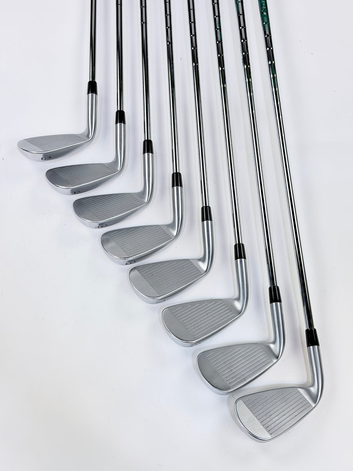 MIZUNO JPX 925 HOT METAL IRON SET 4-PW GW R FLEX RH +.25”