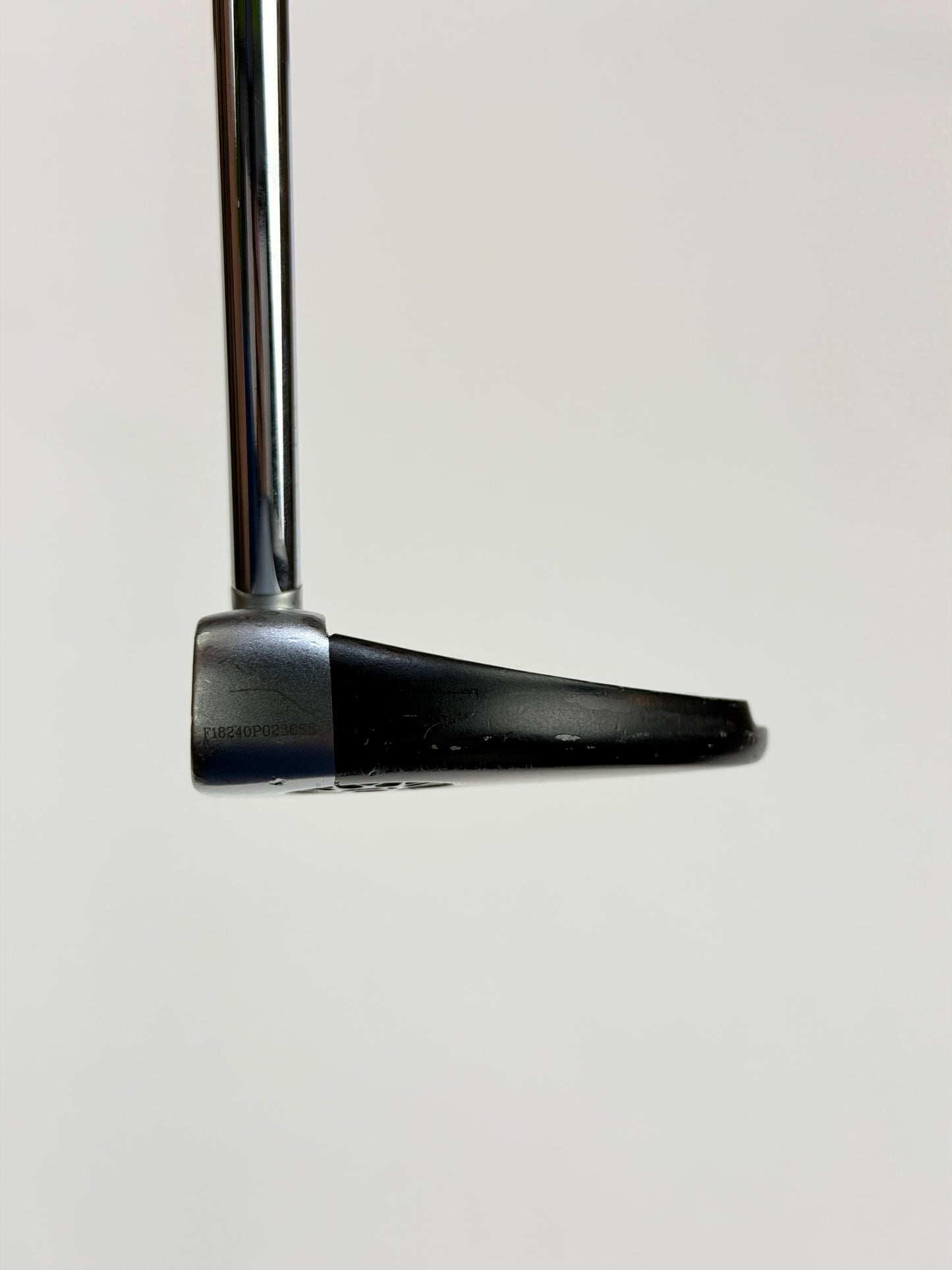 ODYSSEY STROKE LAB V LINE CS RH 35”