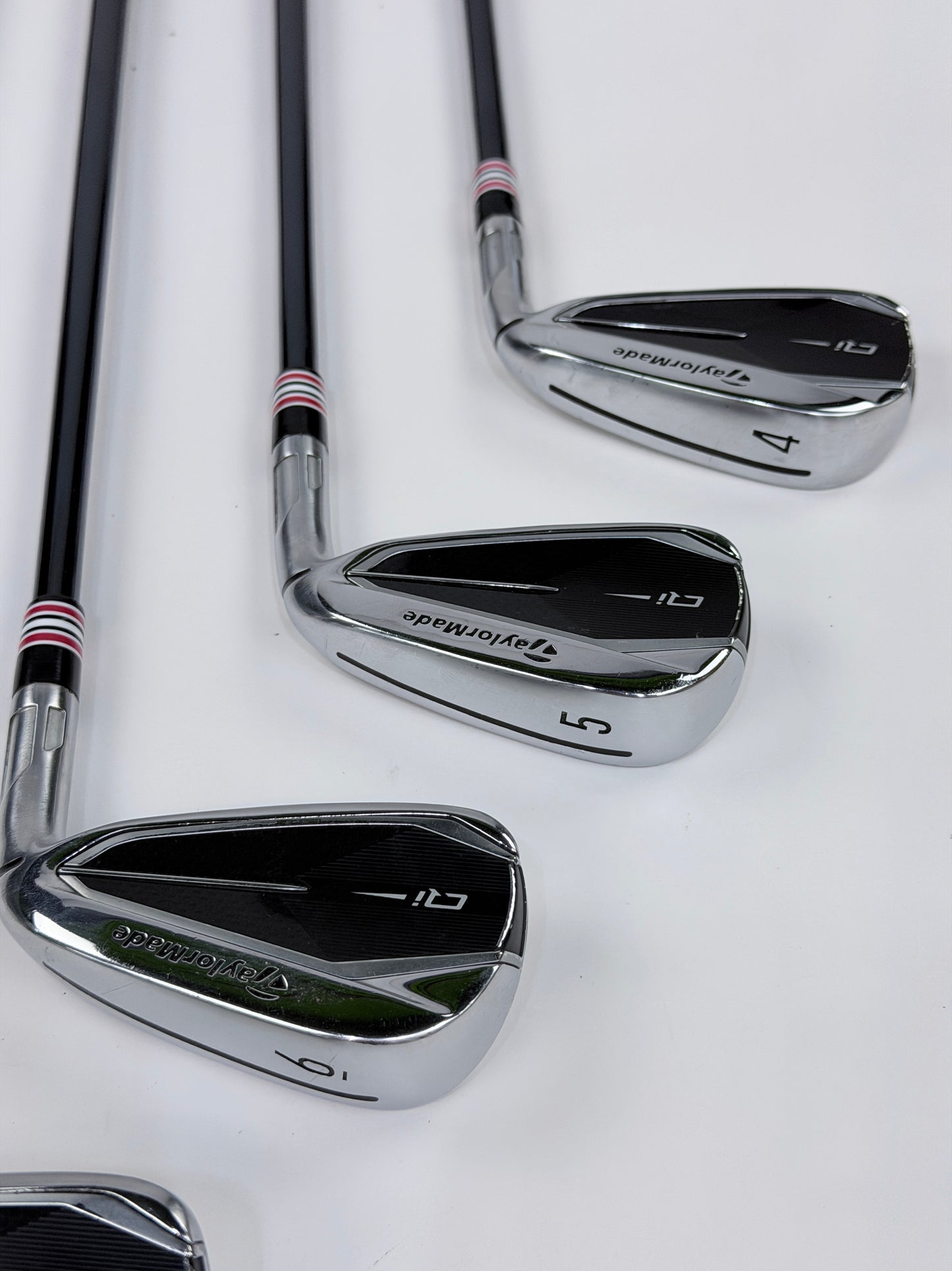 TAYLORMADE QI IRON SET 4-PW R FLEX RH -.5”