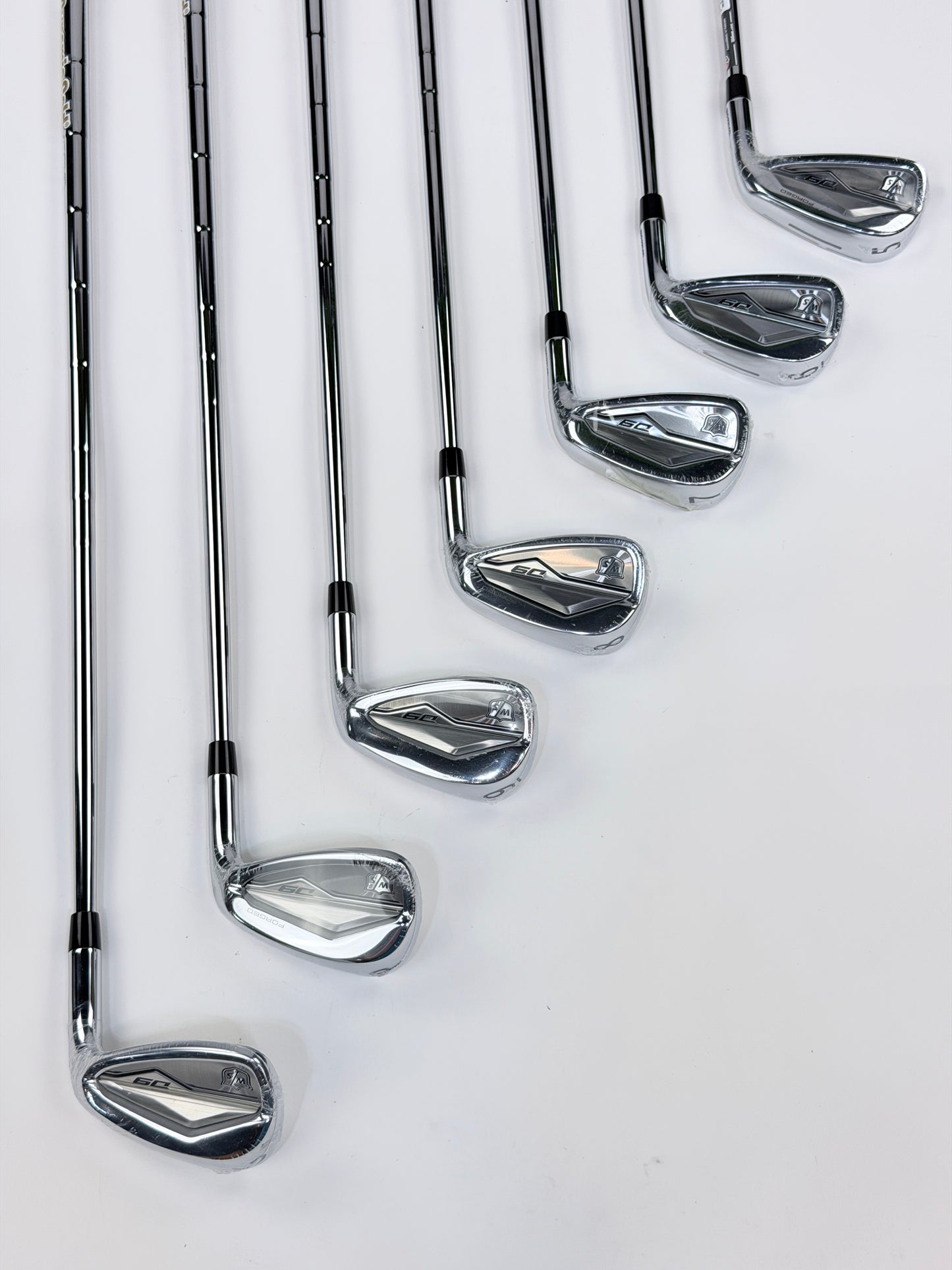 WILSON D9 FORGED IRON SET 5-PW GW S FLEX RH NEW