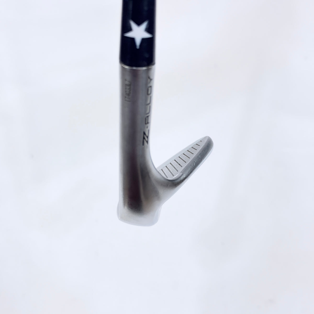 CLEVELAND RTZ WEDGE 52° S FLEX RH 35.5”
