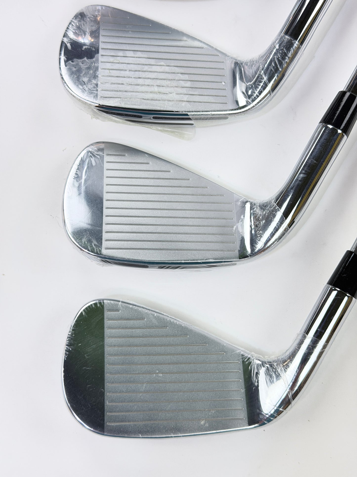 WILSON D9 FORGED IRON SET 5-PW GW S FLEX RH NEW