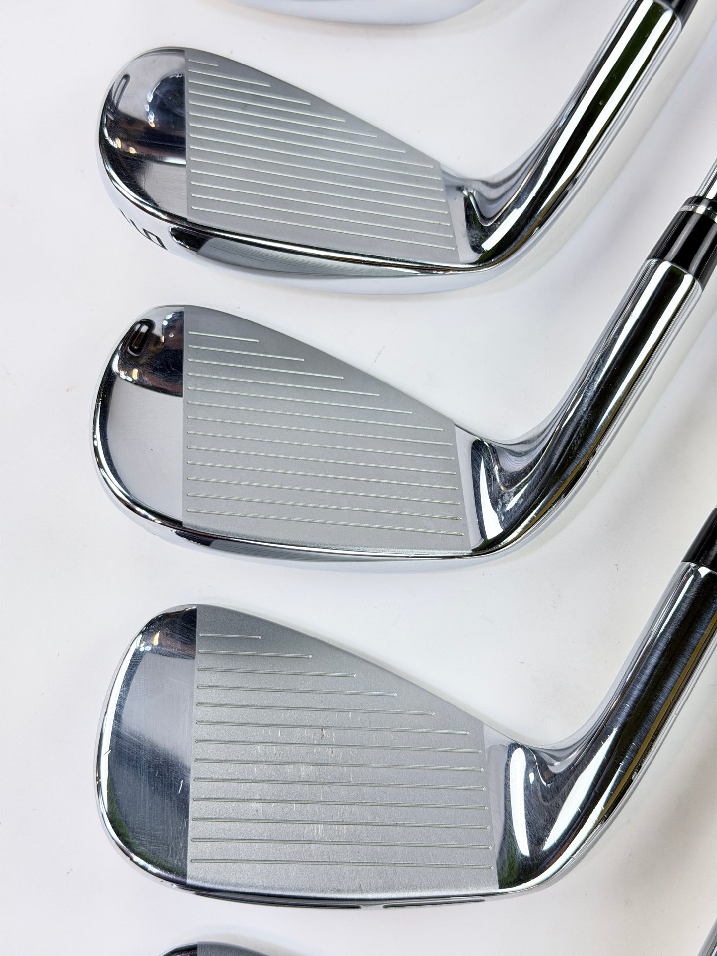 WILSON DYNAPWR FORGED IRON SET 5-PW GW S FLEX RH