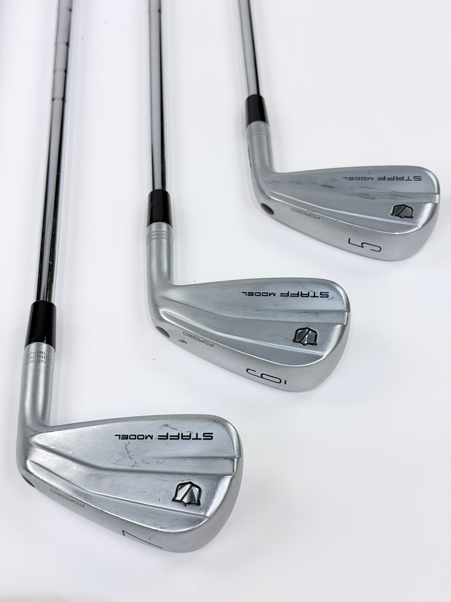 WILSON STAFF MODEL XB IRON SET 5-PW S FLEX RH