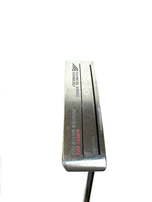 NIKE METHOD MODEL 004 PUTTER RH 34”