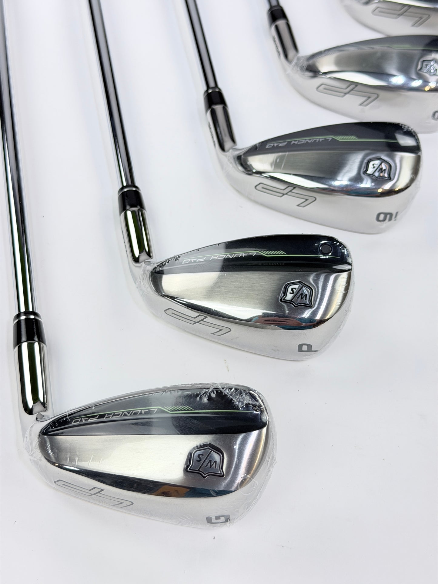 WILSON LAUNCH PAD 2 IRON SET 5-PW GW R FLEX RH NEW
