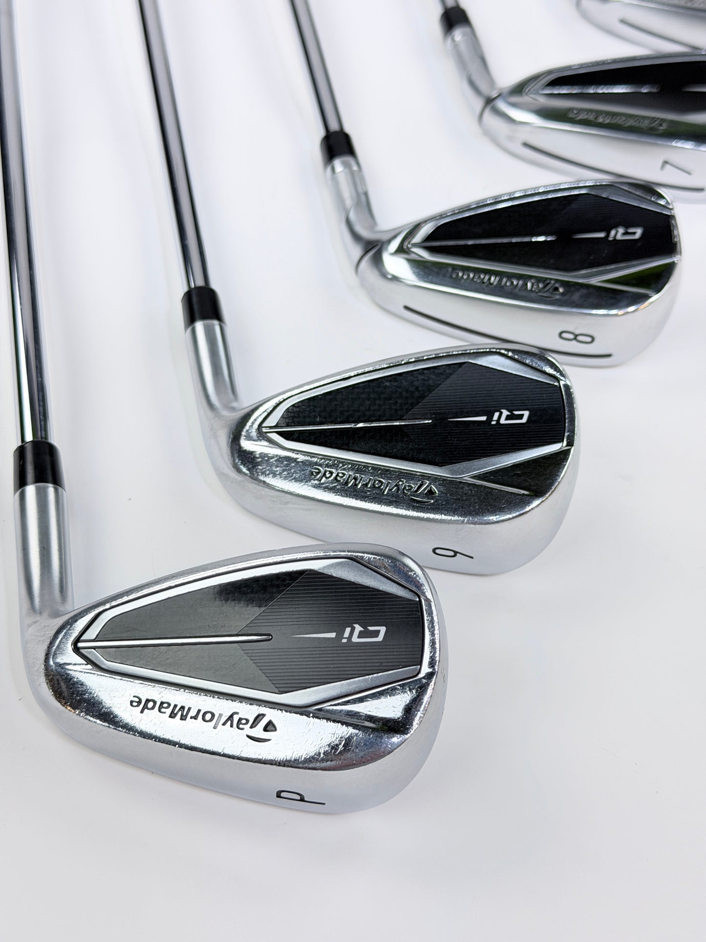 TAYLORMADE QI IRON SET 4-PW R FLEX RH