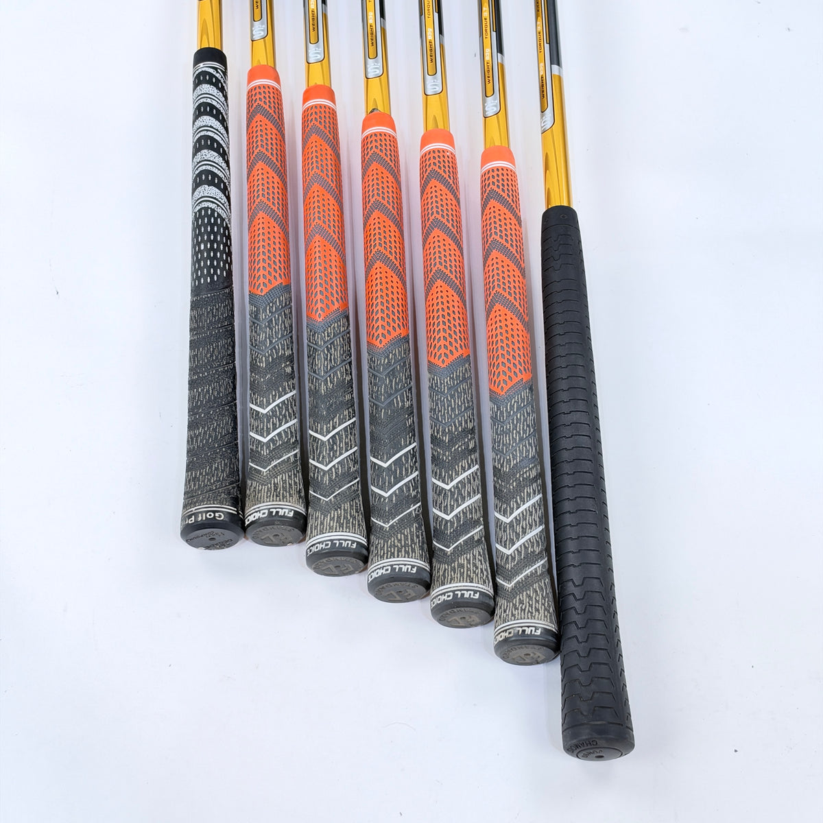 CLEVELAND HIBORE IRON SET 4-PW S FLEX RH -1”