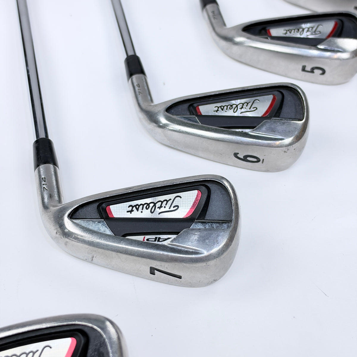 TITLEIST AP1 714 IRON SET 4-9 S FLEX RH