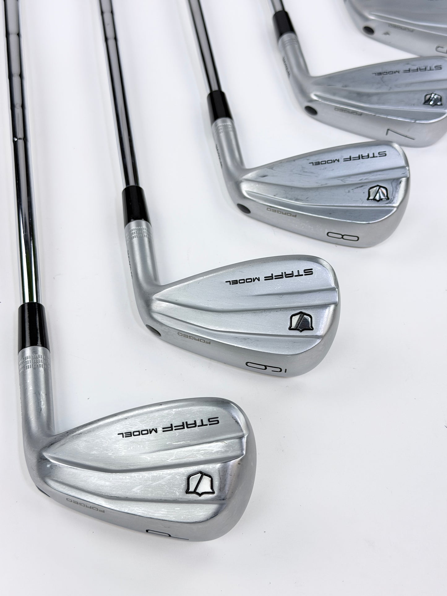WILSON STAFF MODEL XB IRON SET 5-PW S FLEX RH
