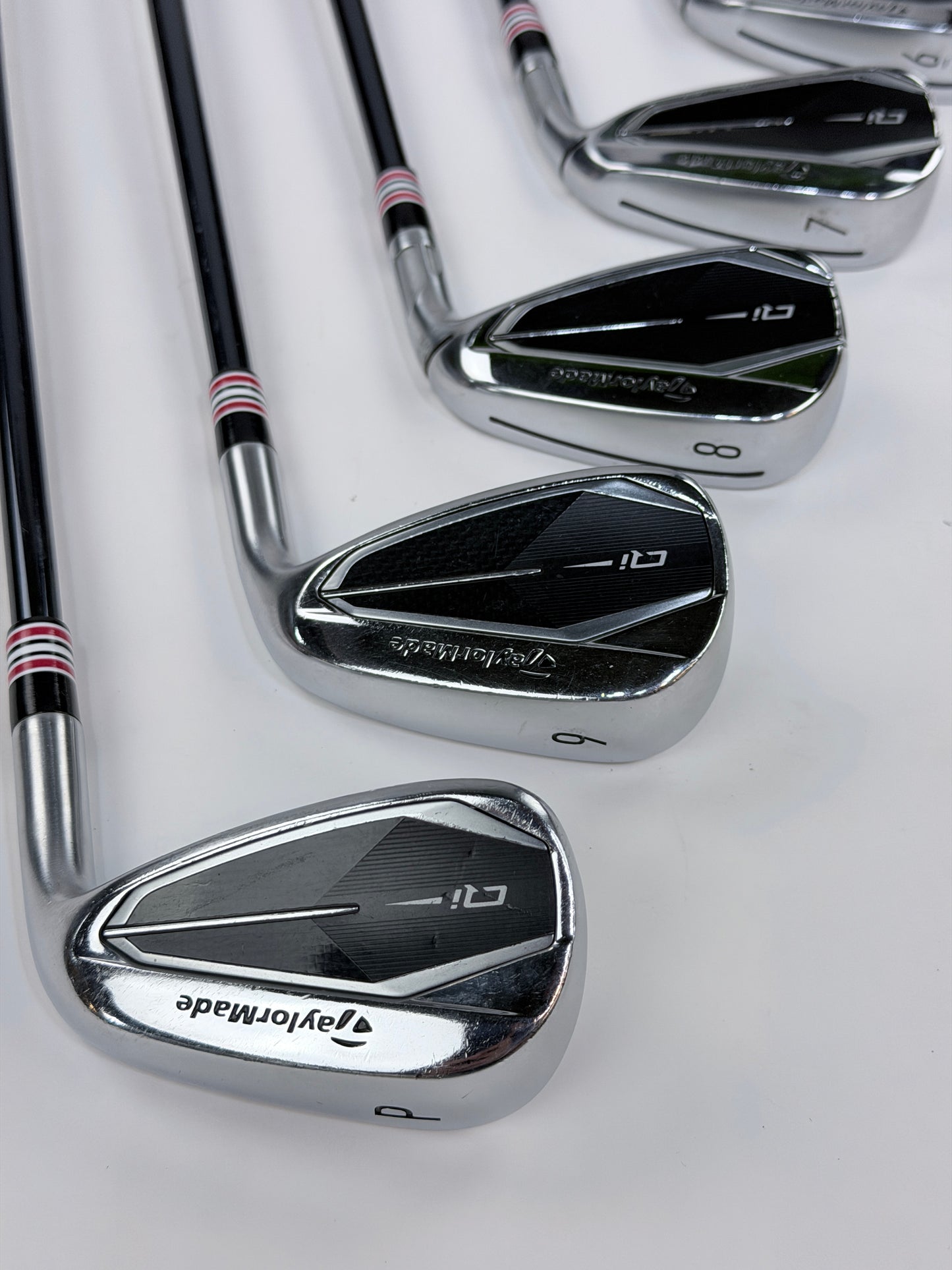 TAYLORMADE QI IRON SET 4-PW R FLEX RH -.5”