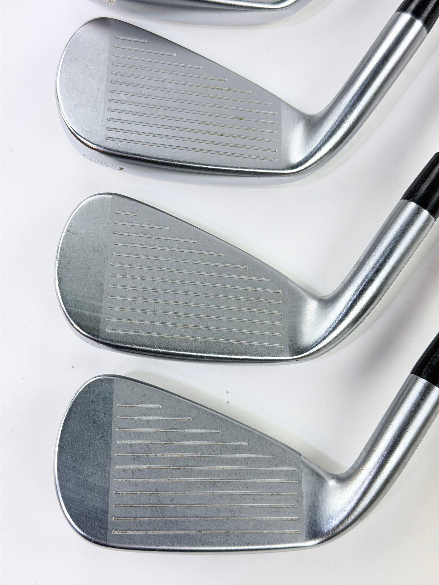 MIZUNO JPX 923 HOT METAL PRO IRON SET 4-PW S FLEX RH -.5”