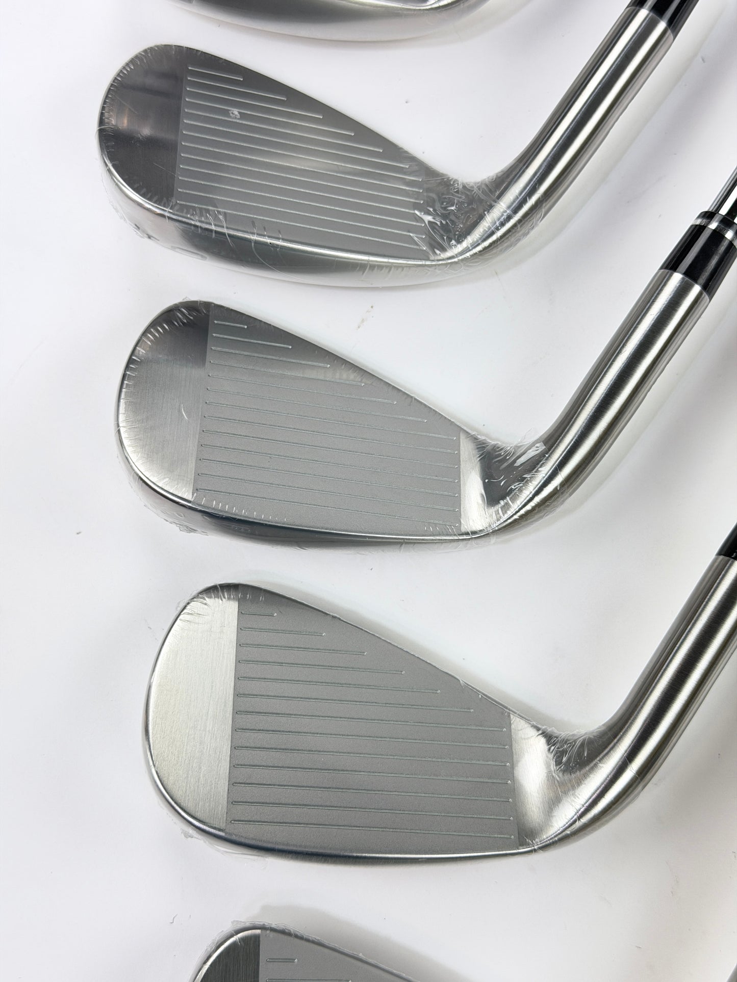 WILSON DYNAPWR IRON SET 5-PW GW R FLEX RH