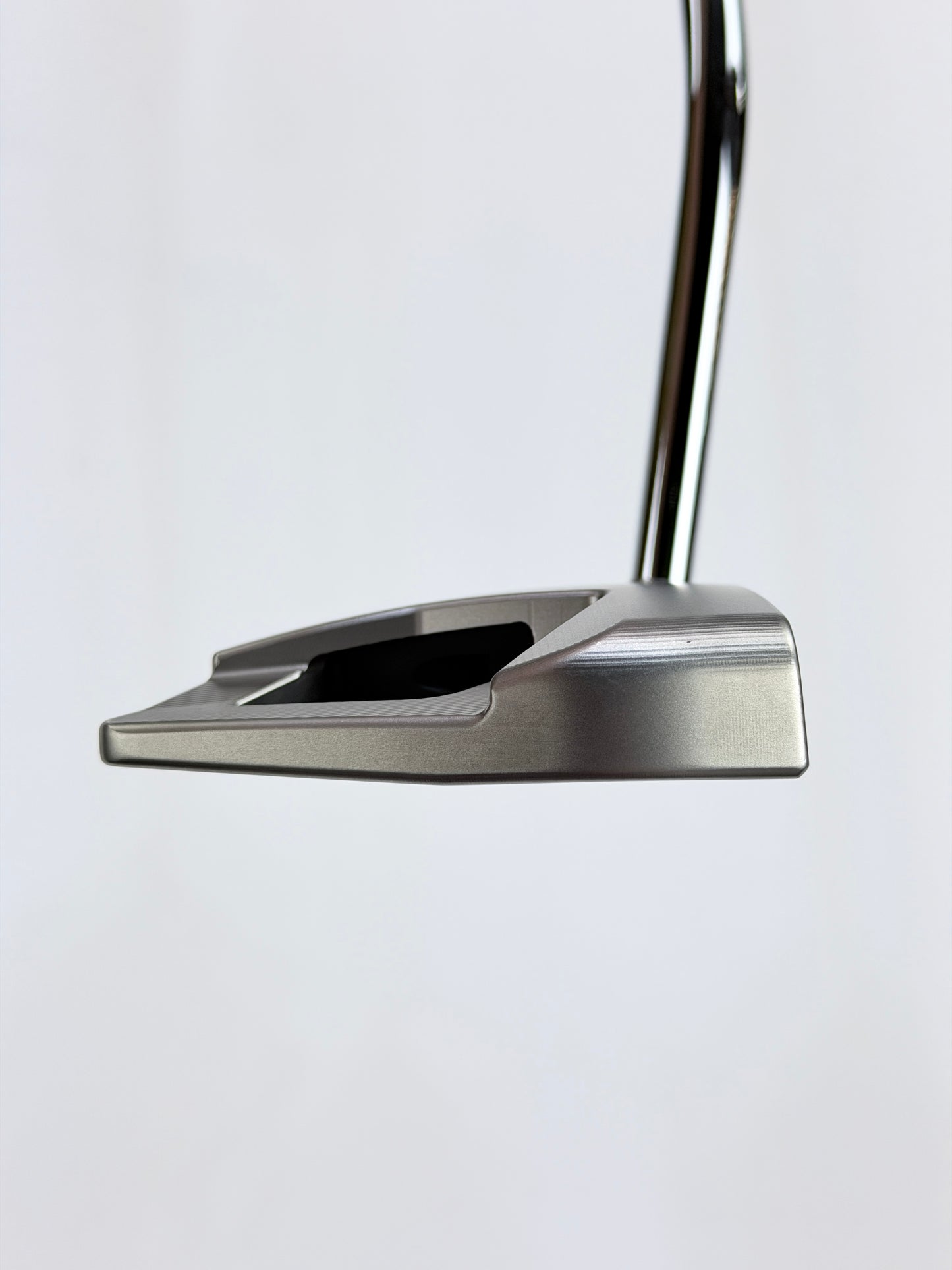 SCOTTY CAMERON PHANTOM 9 R PUTTER RH 35” NEW