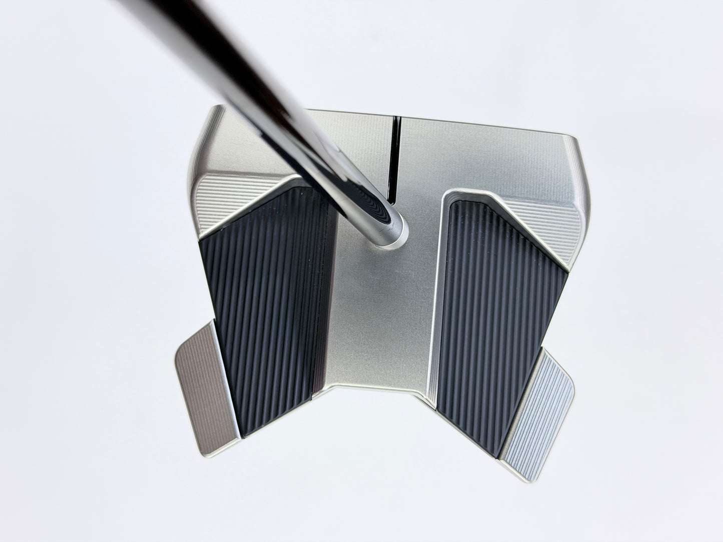 SCOTTY CAMERON 11R OC PUTTER RH 35” NEW