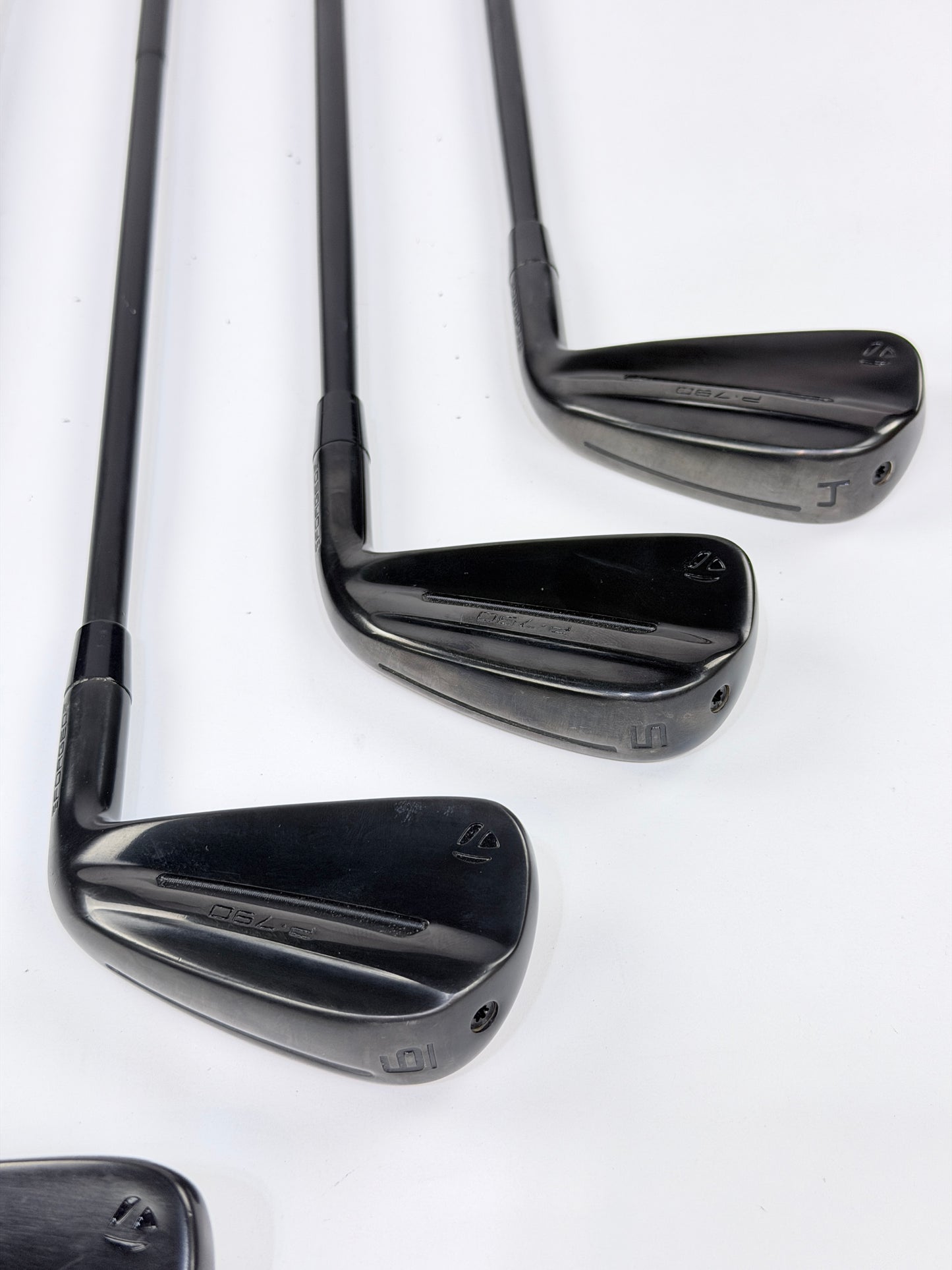 TAYLORMADE P790 BLACK IRON SET 4-PW S FLEX RH +.5”